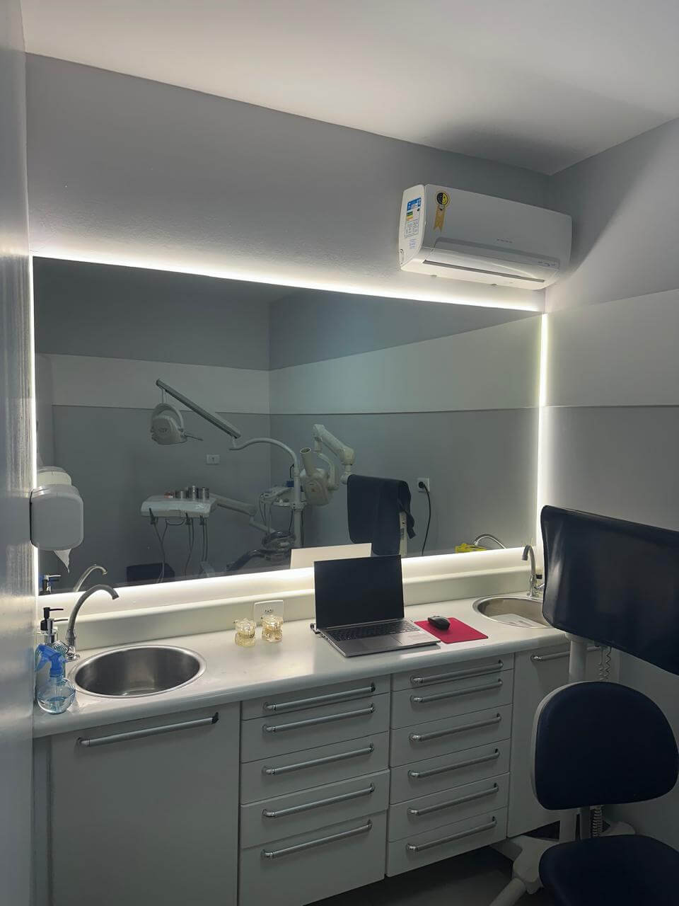 WhatsApp Image 2025-10-03 at 17.22.52